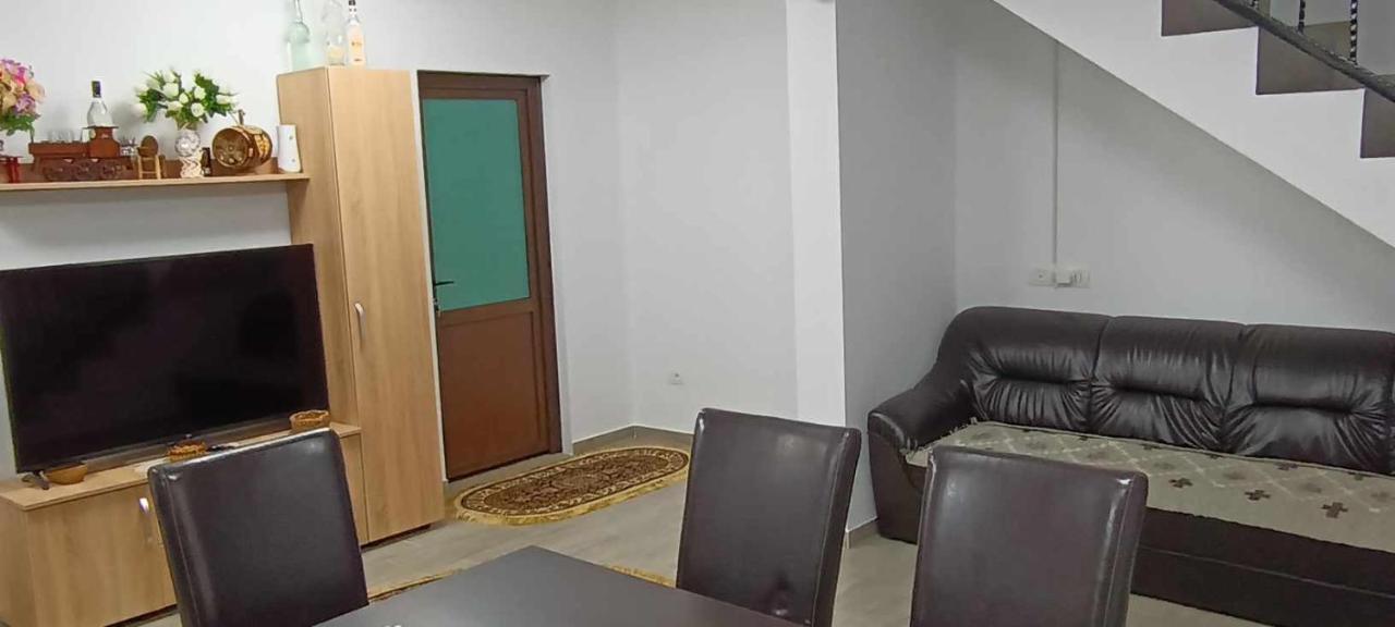 Casuta Din Livada Villa Moisei Exterior photo